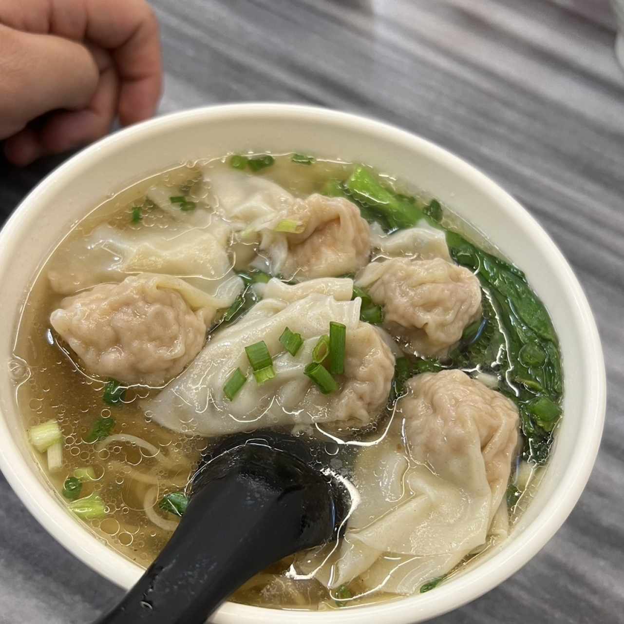 Sopa De Wanton De Camaron Con Fideos