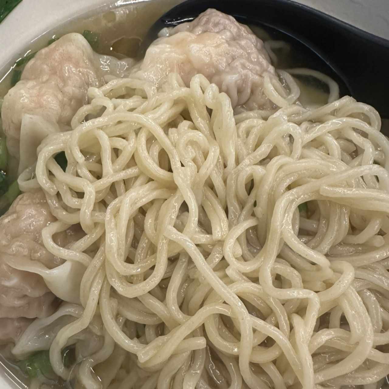 Sopa De Wanton De Camaron Con Fideos