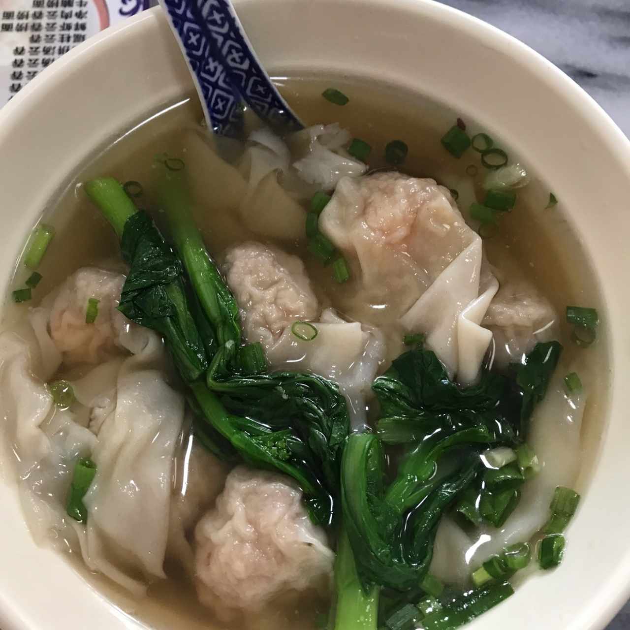 sopa de wanton 