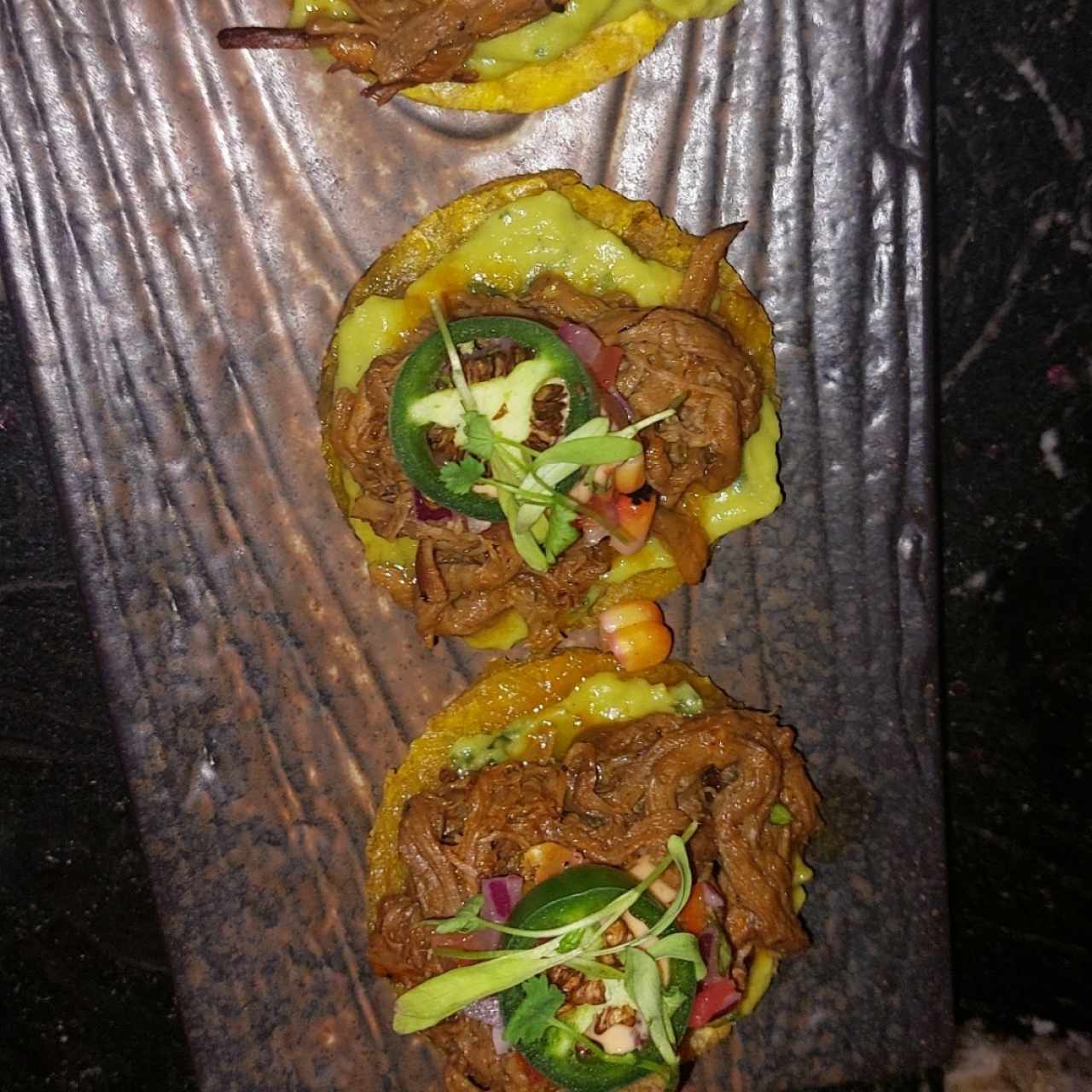 Tostaditas de Patacón y Ropa Vieja