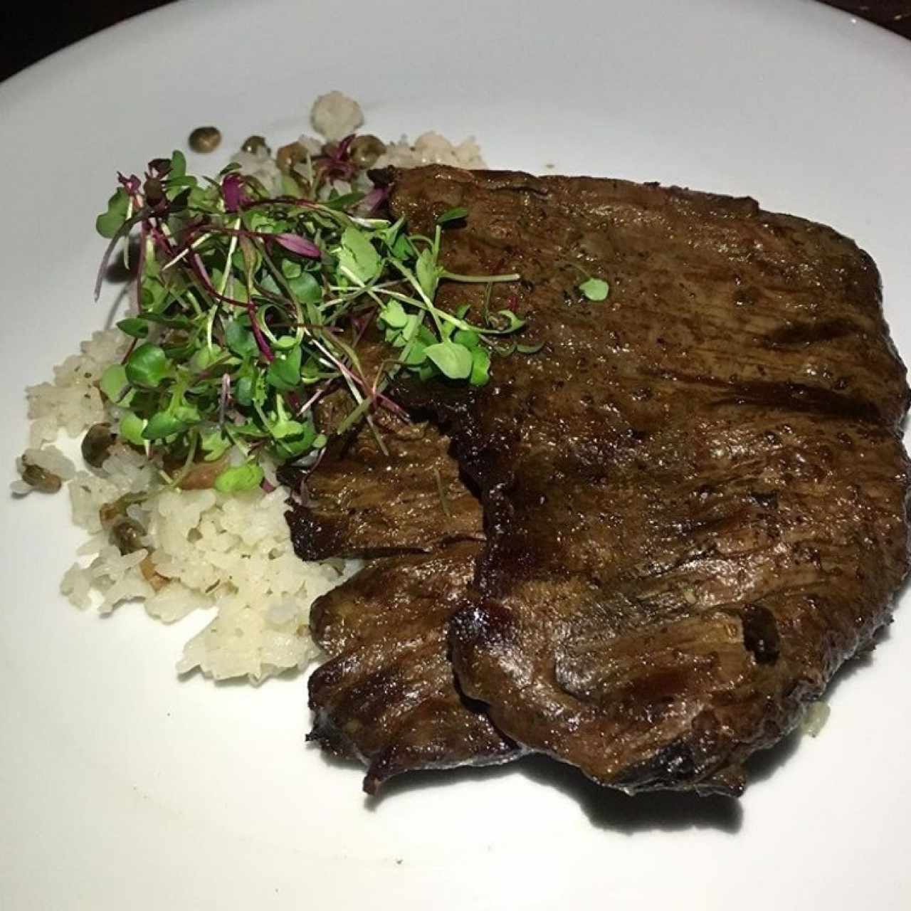 entraña y arroz con guandu 