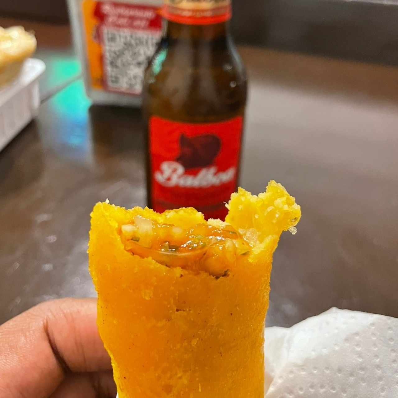 Enpanada, picp de gallo y balboa roja