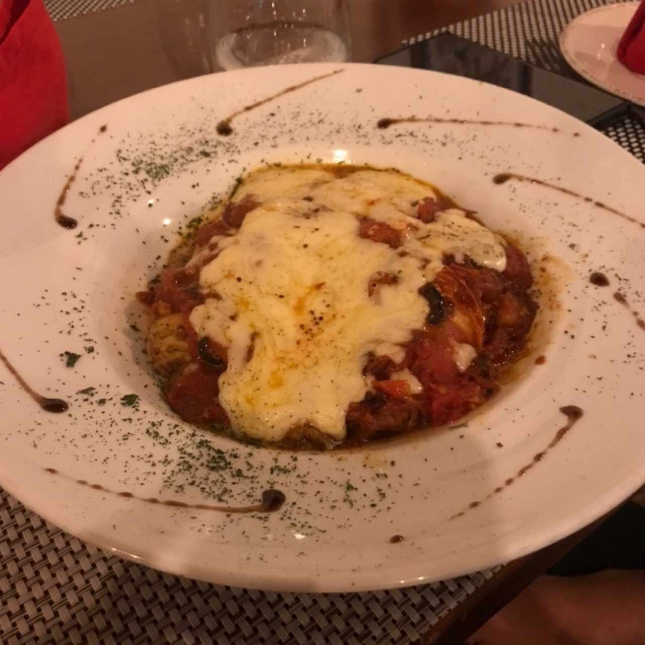 Lasagna de carne gratinada 