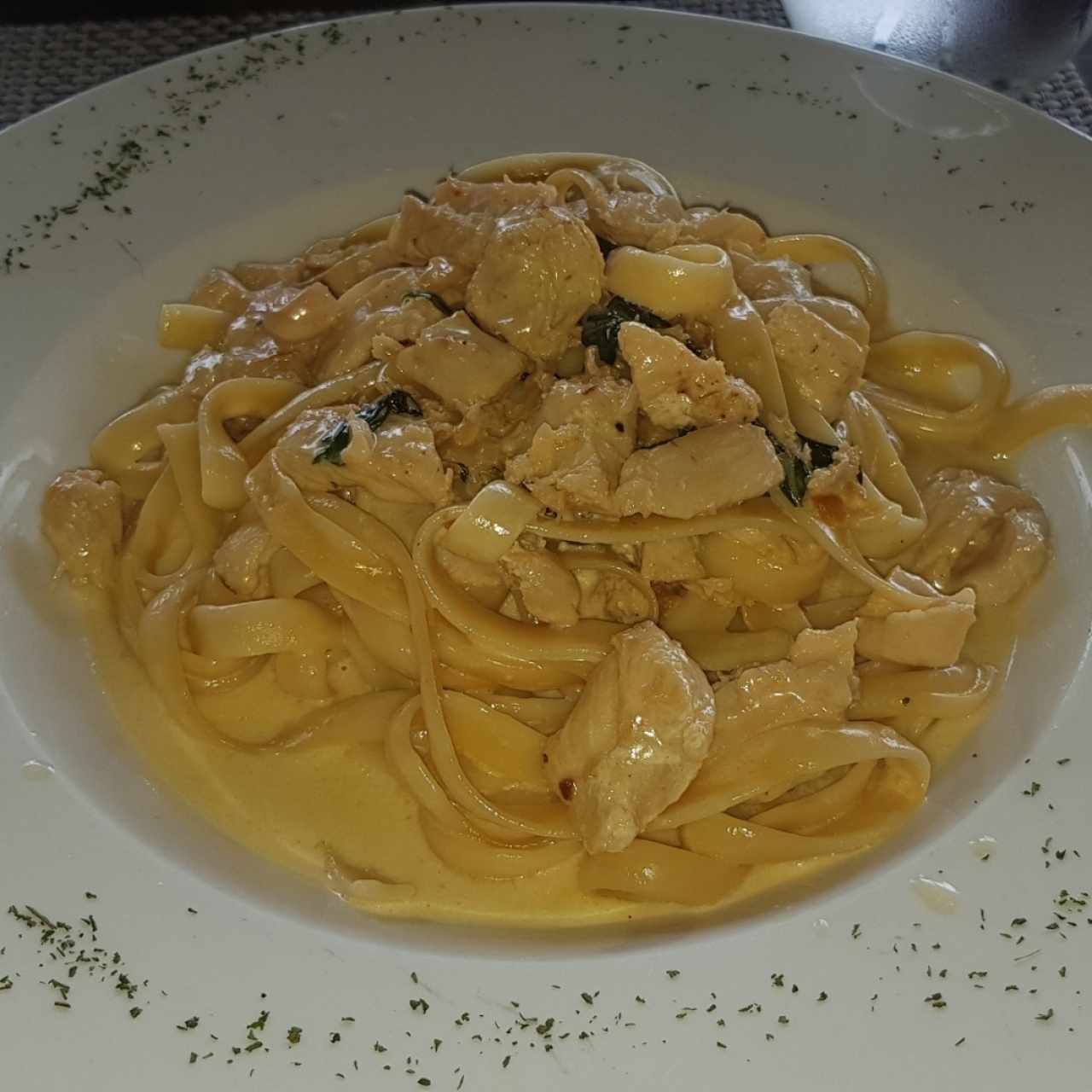 Pasta con pollo