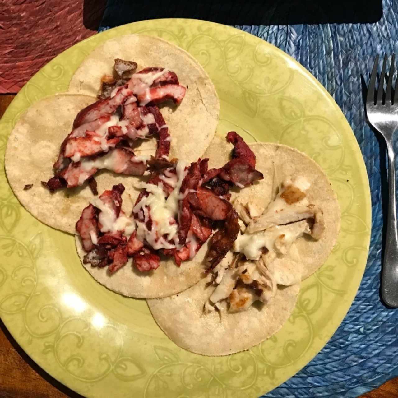 Tacos al pastor y de pollo