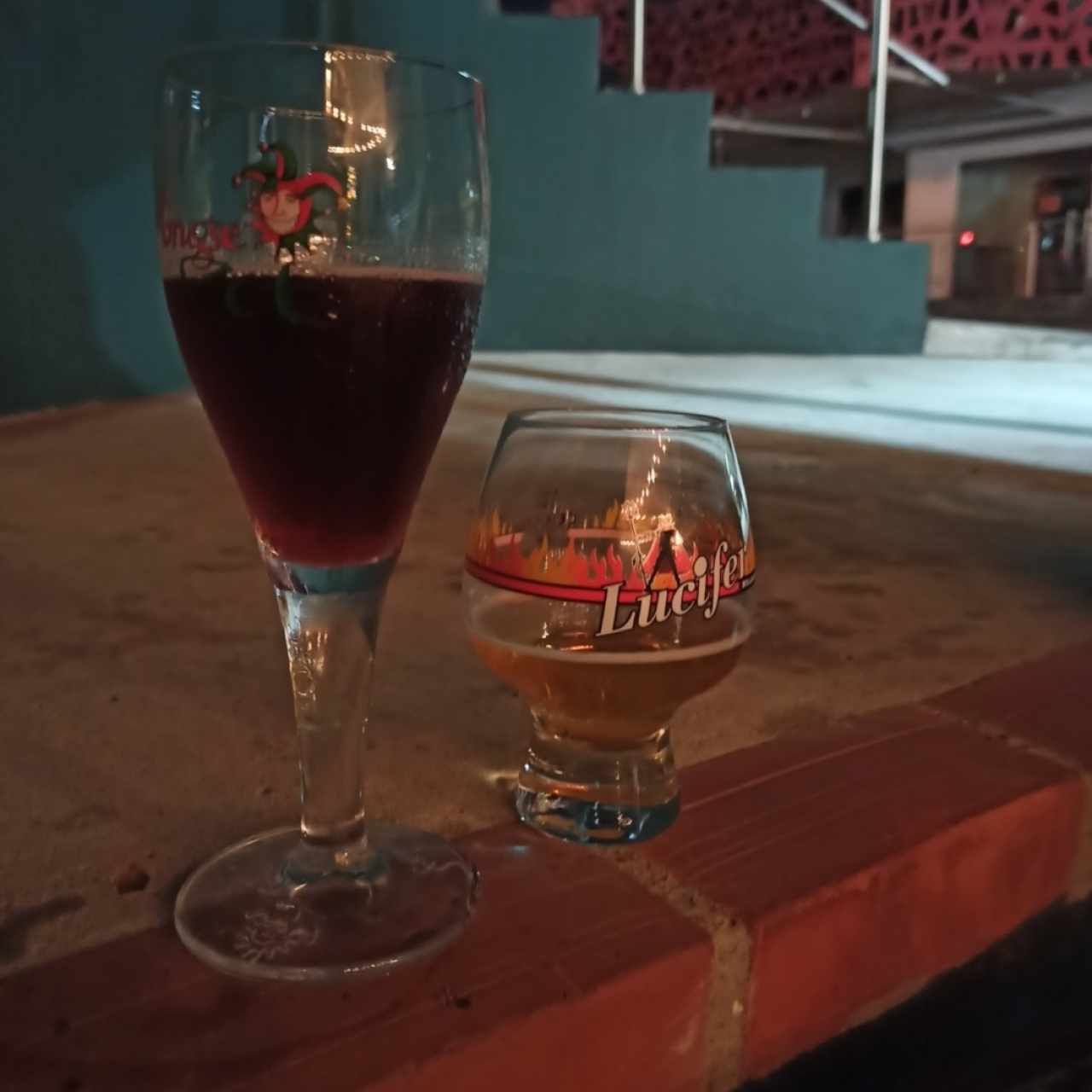 Kriek Max y Delirium Tremmens 