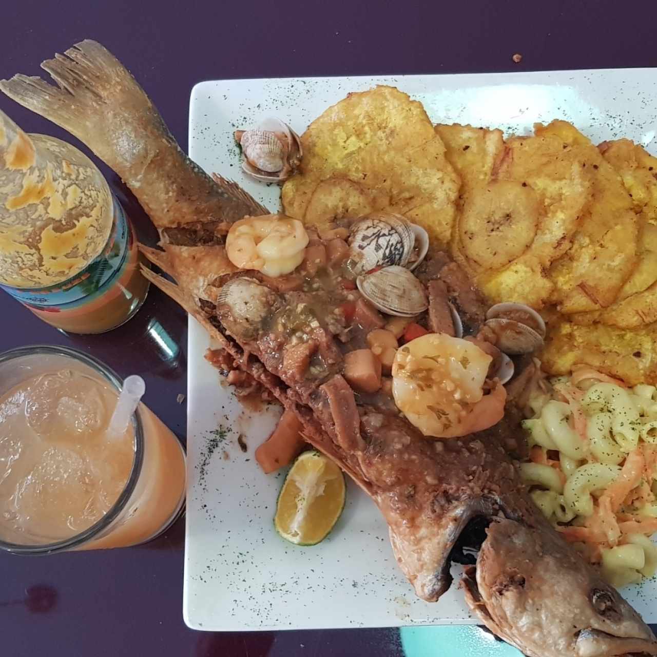 pescado frito con patacones