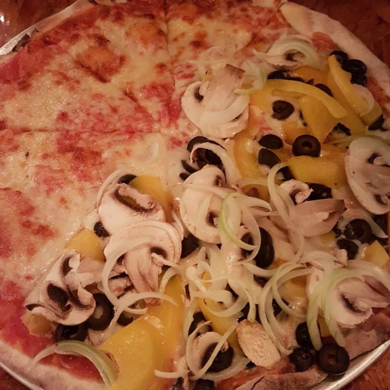 veg n margarita pizza