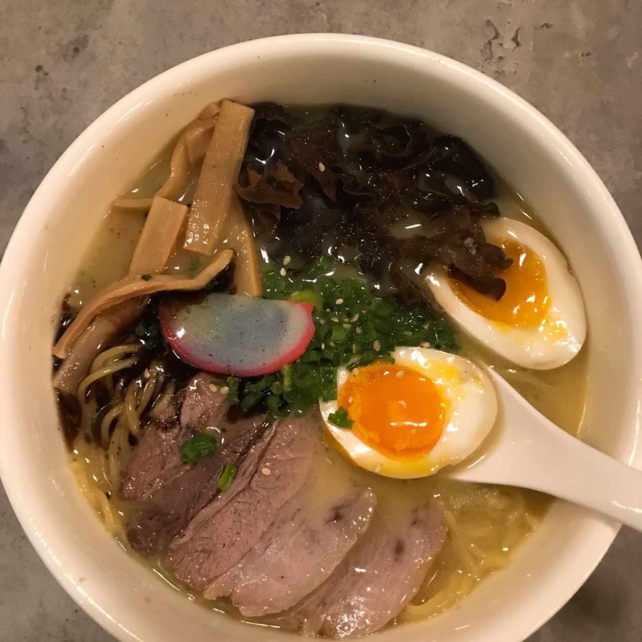 tonkotsu ramen