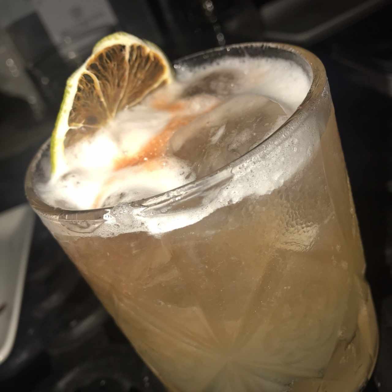 Cócteles Clásicos - Pisco Sour