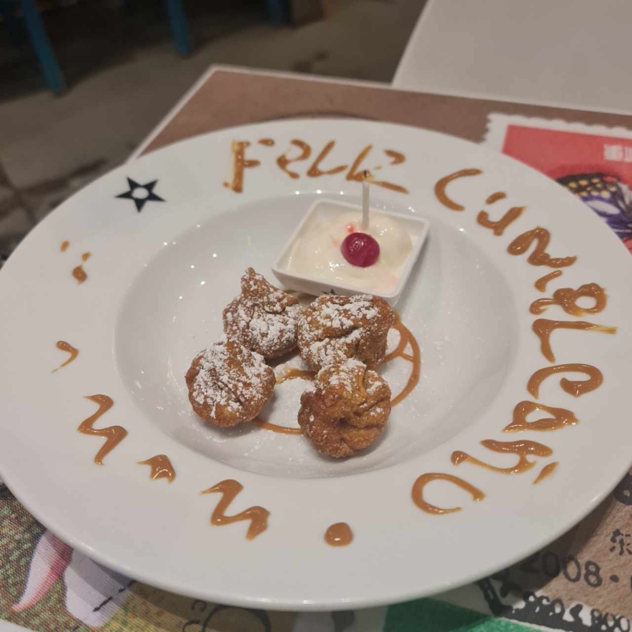 Wanton de Queso y Dulce de Leche