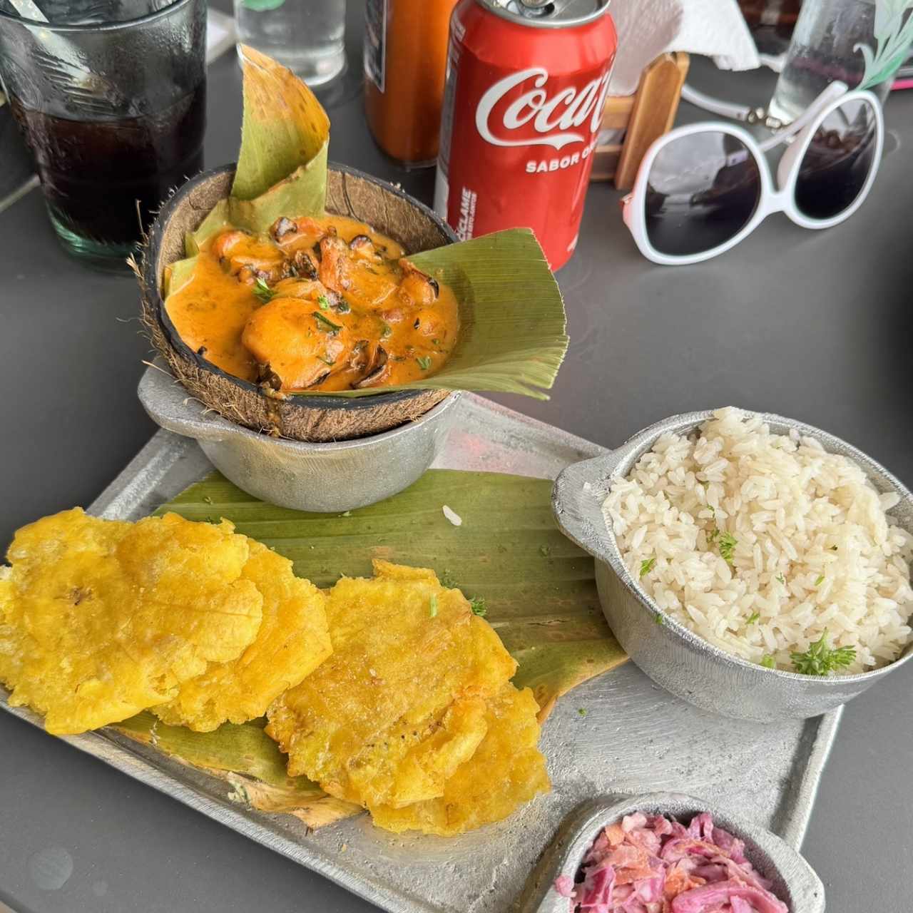 Pulpo Caribeño en Leche de Coco con Patacón