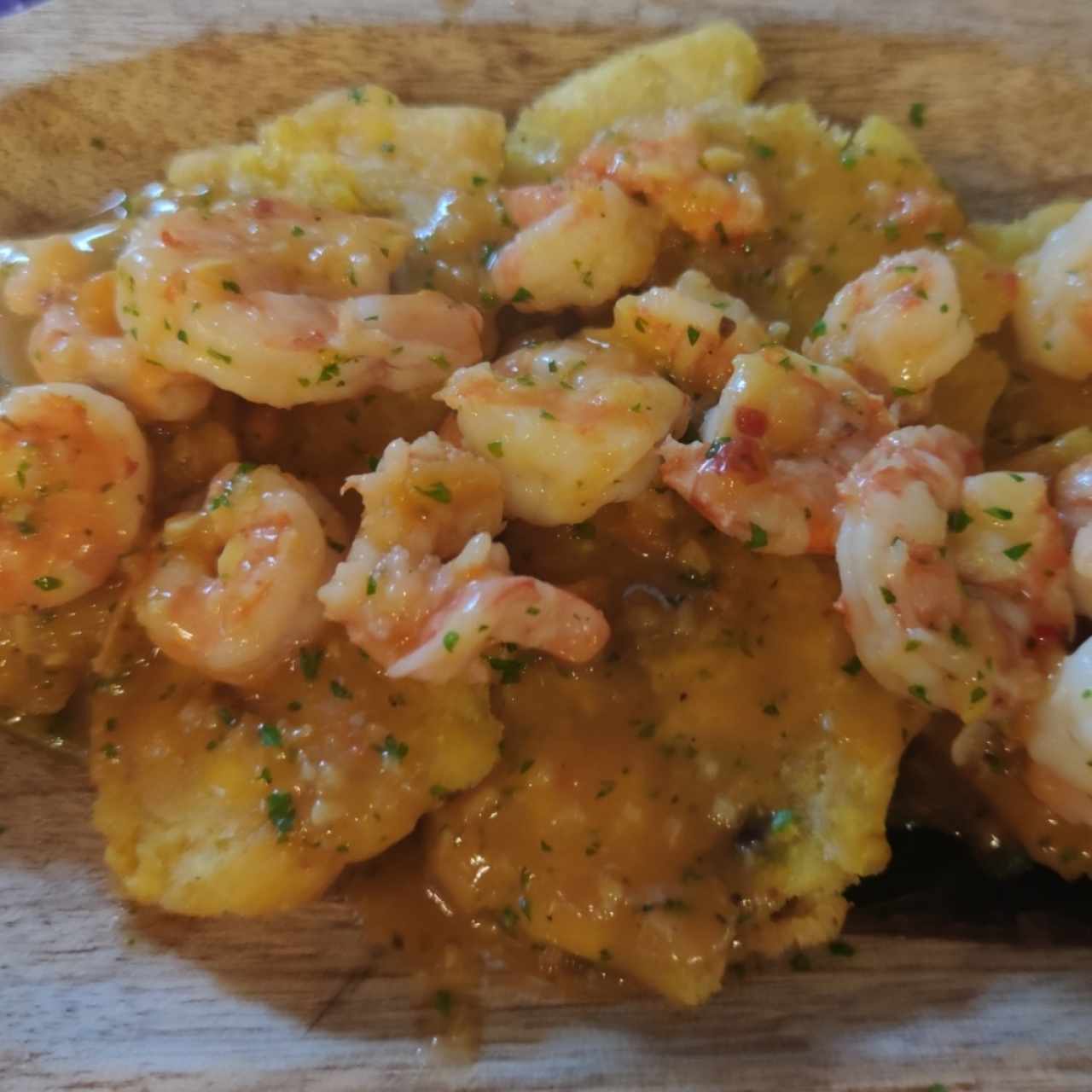 patacones con camarones