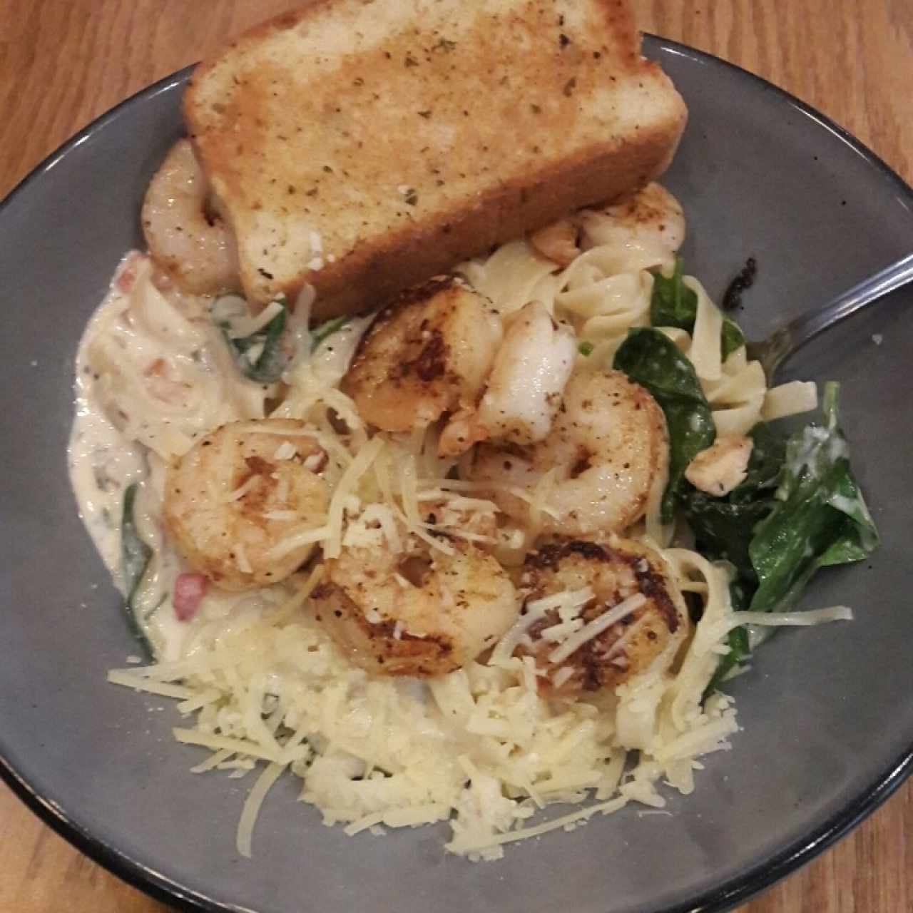 Lemon Shrimp Pasta