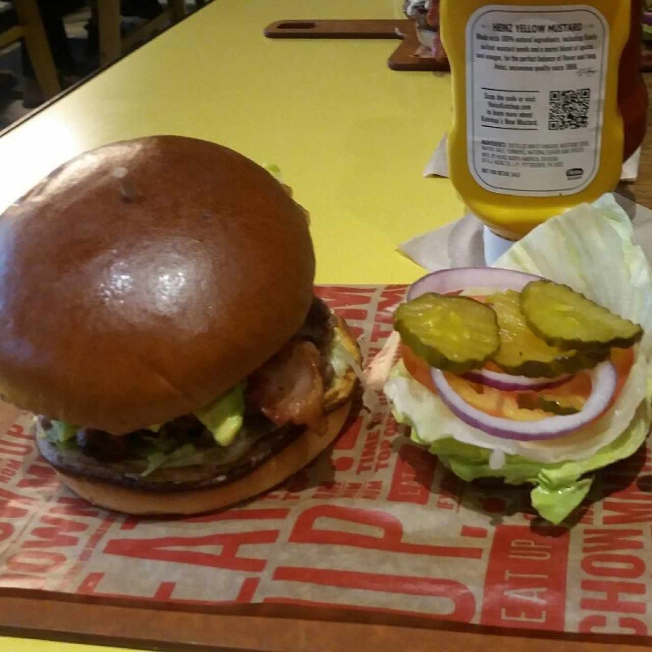 Avocado burger