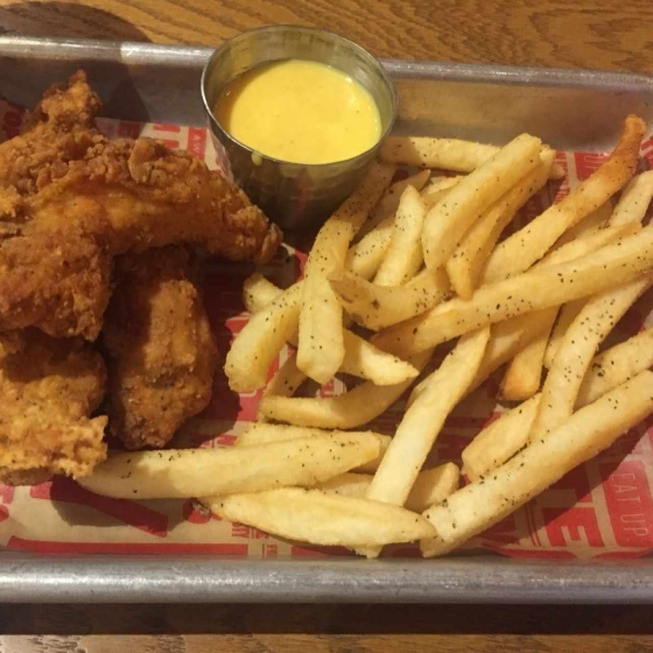 Deditos de pollo con papitas para niños