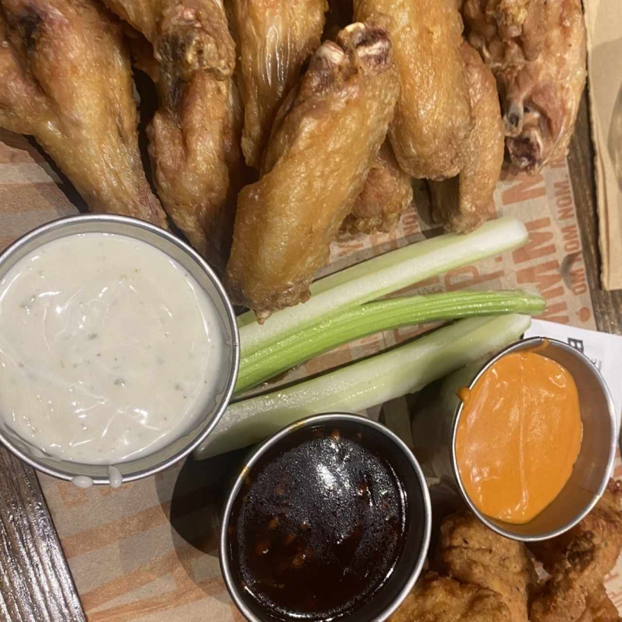 Alitas - Boneless y Wings