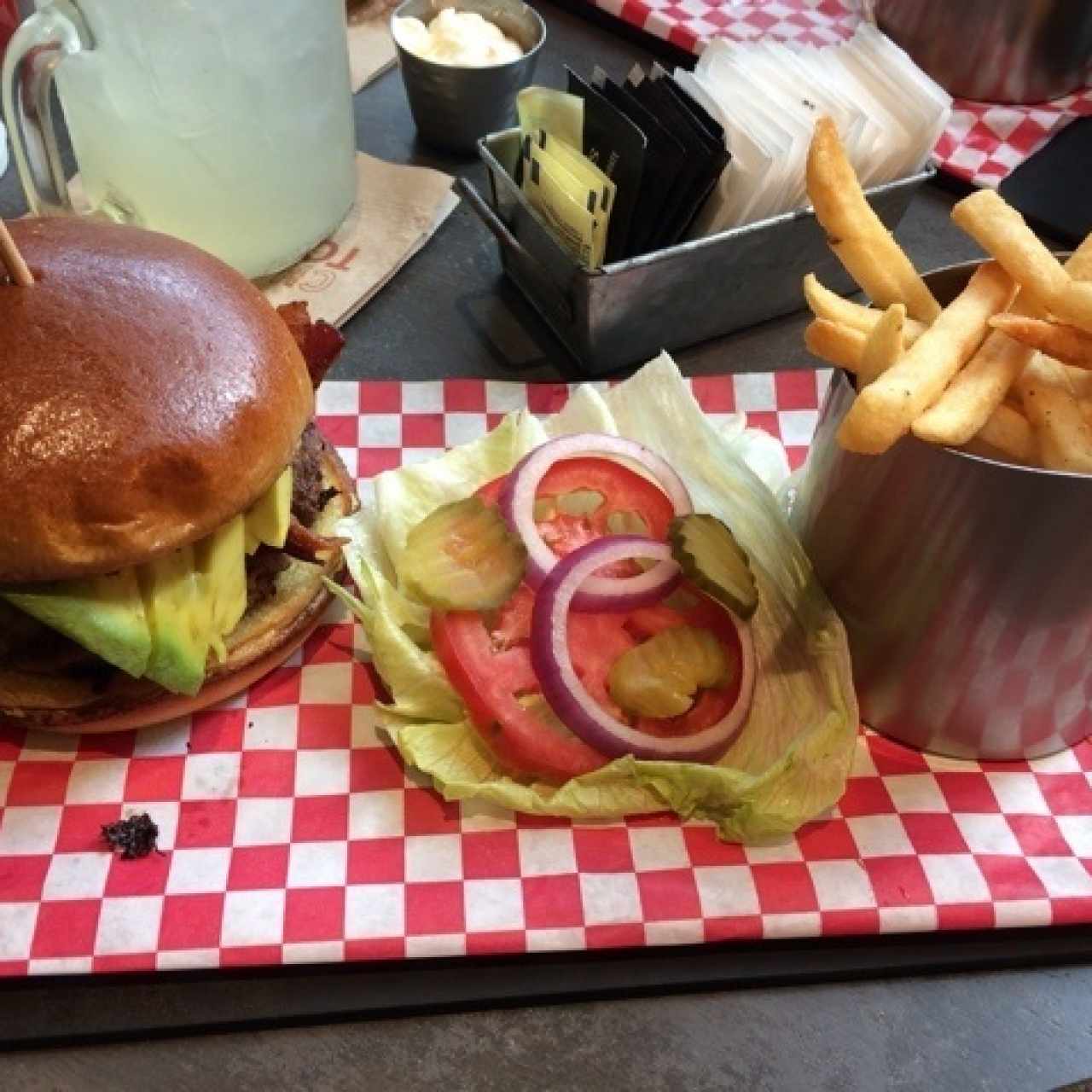 avocado burger 