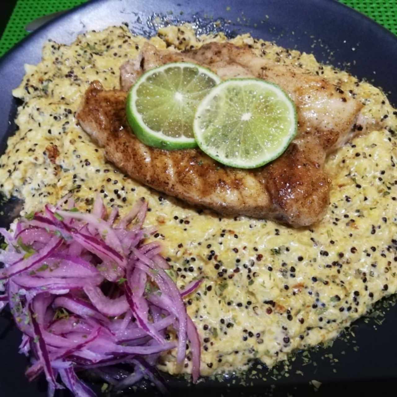 Corvina con risotto de quinoa