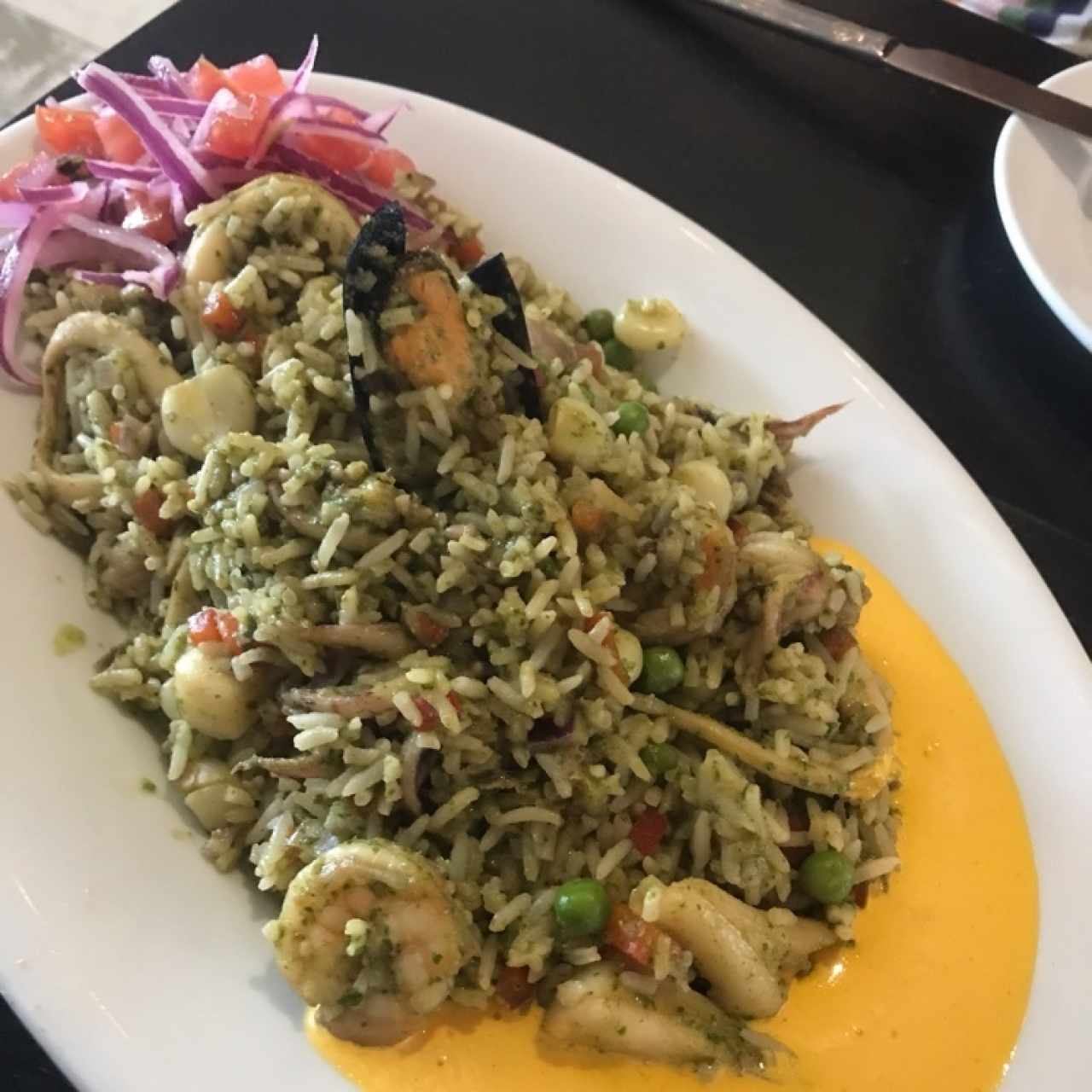 arroz verde con mariscos