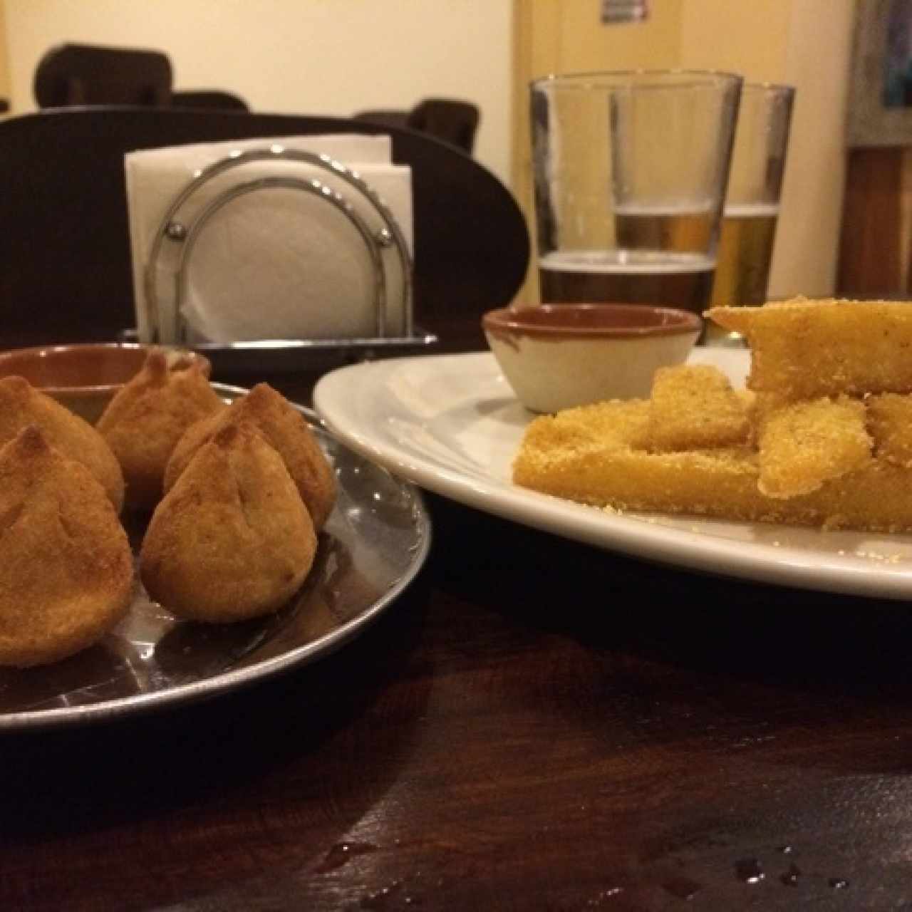 Coxinha y polenta frita