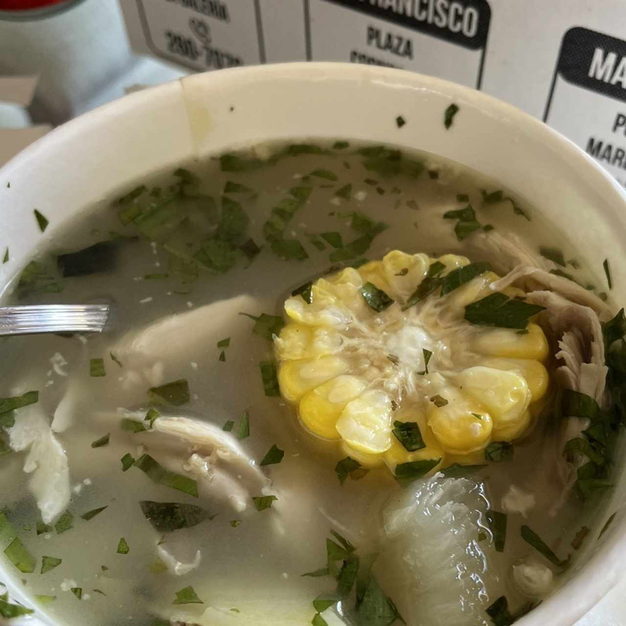 Sopa de pollo