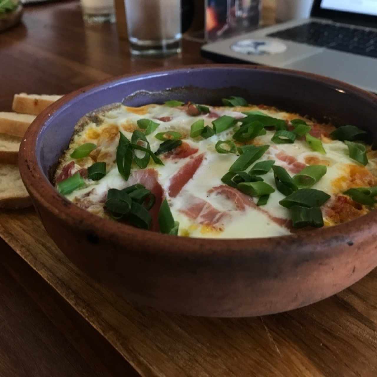 Baked Eggs Prosciutto