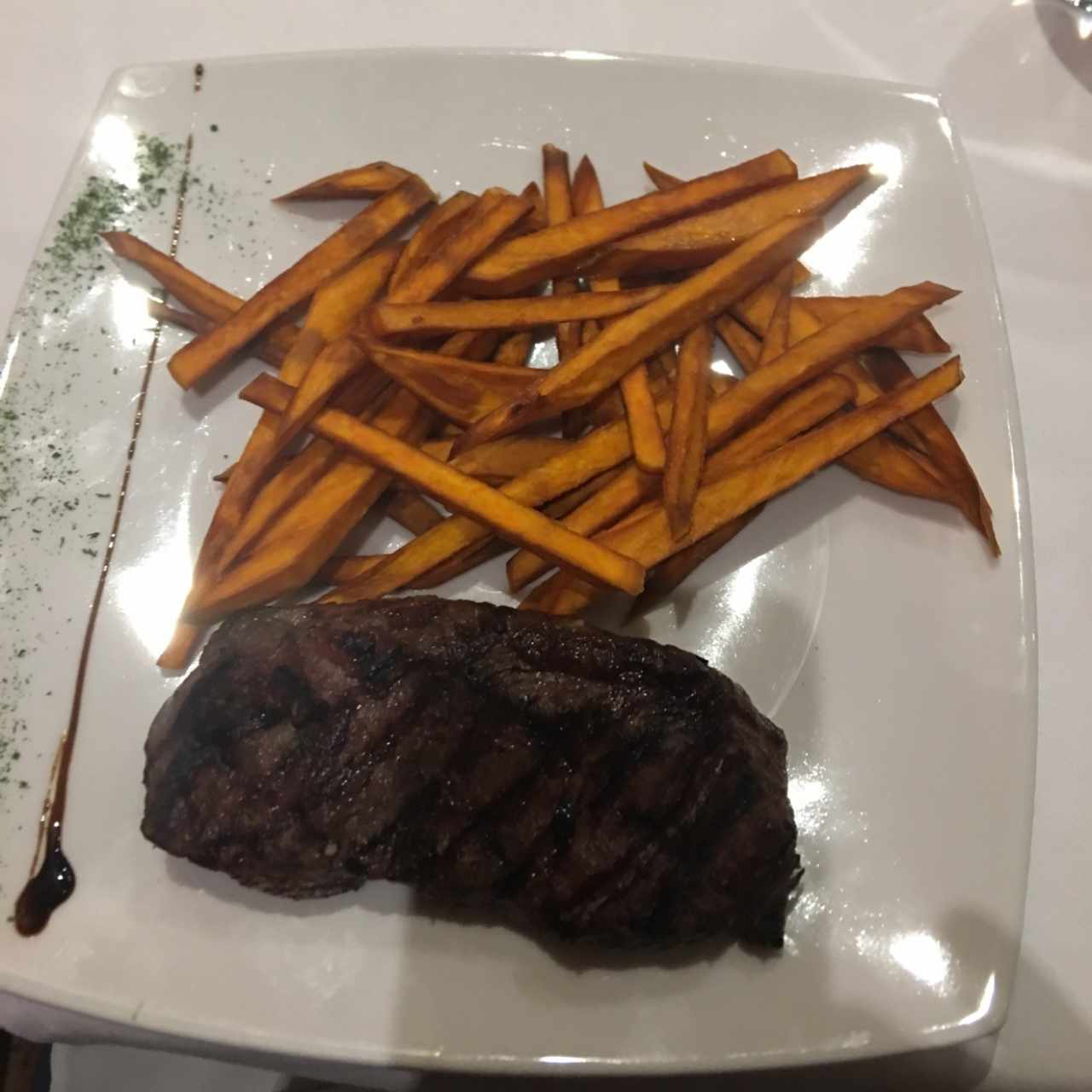 Picanha con camote frito. 