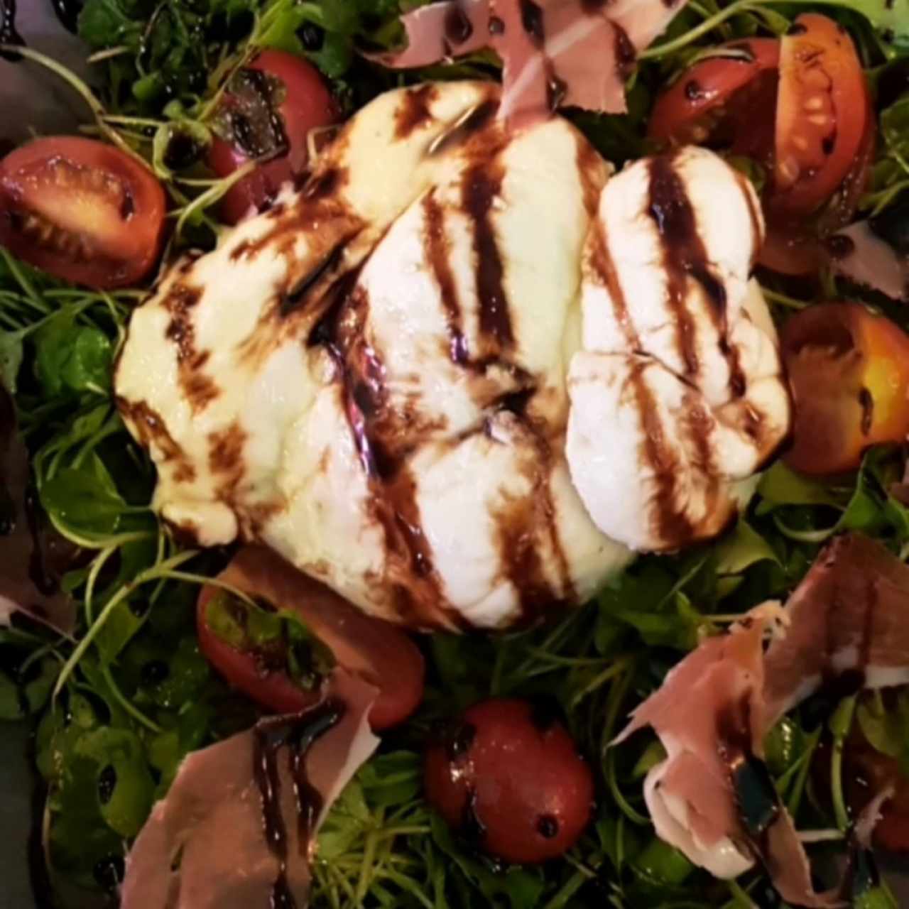 Burrata Salad 