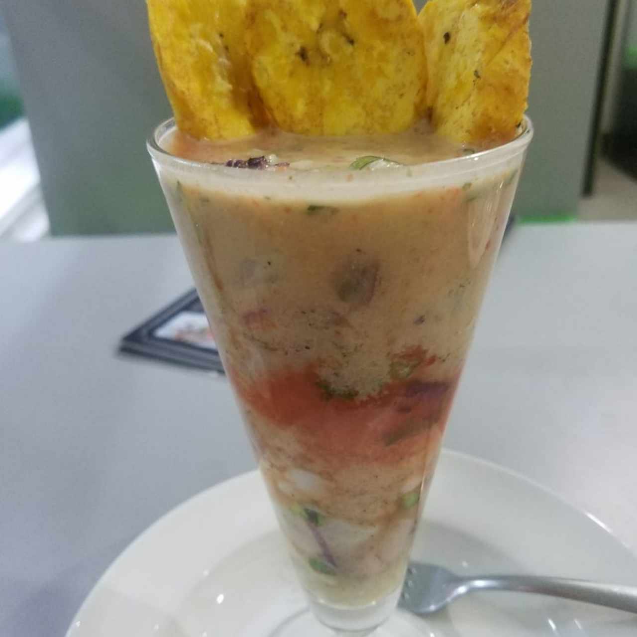 Platos Varios - Ceviche tres Tonos