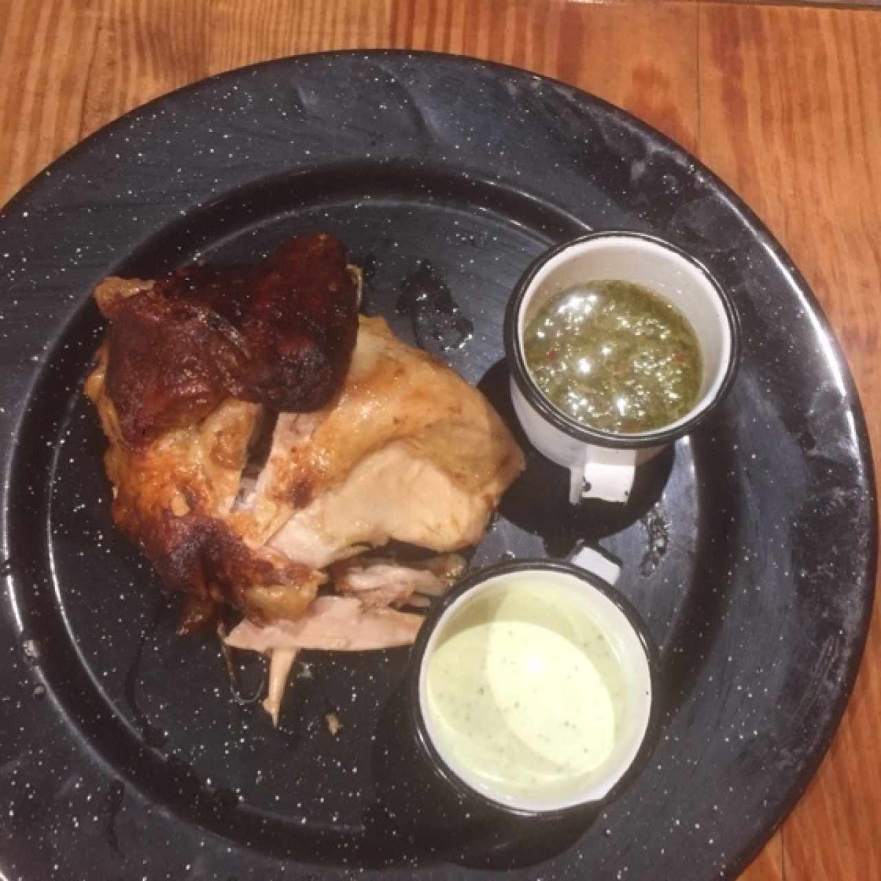 1/2 pollo (pechuga y ala) 