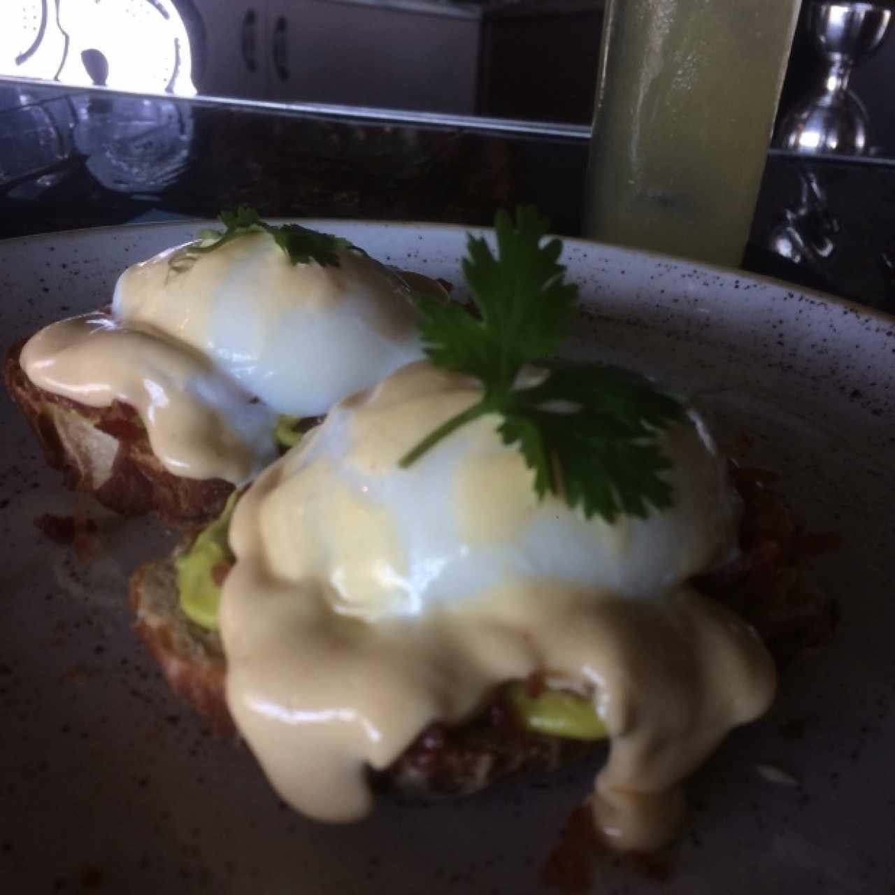 tostada de aguacate