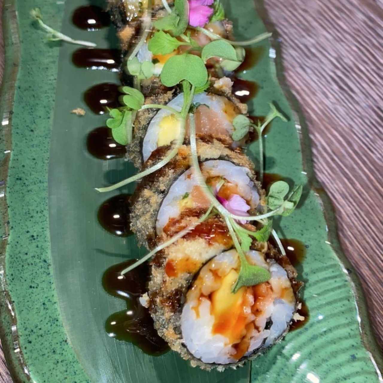 BLACK SAKE ROLL