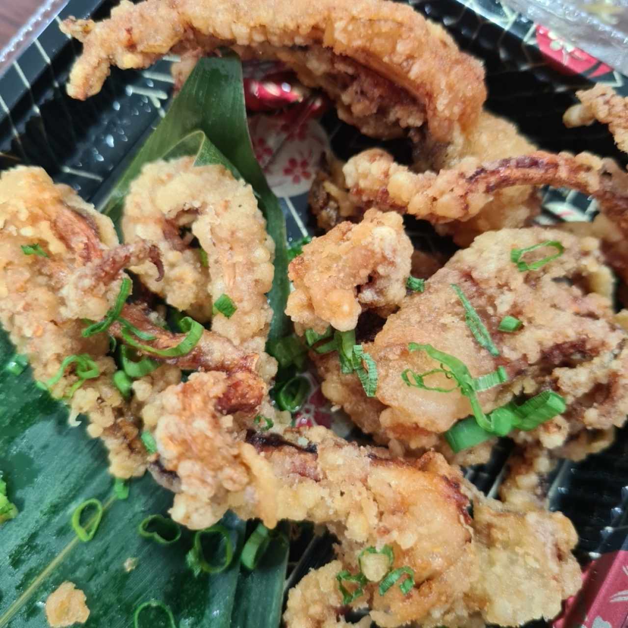 FRIED CALAMARI WITH 3 COURSE SAUCE