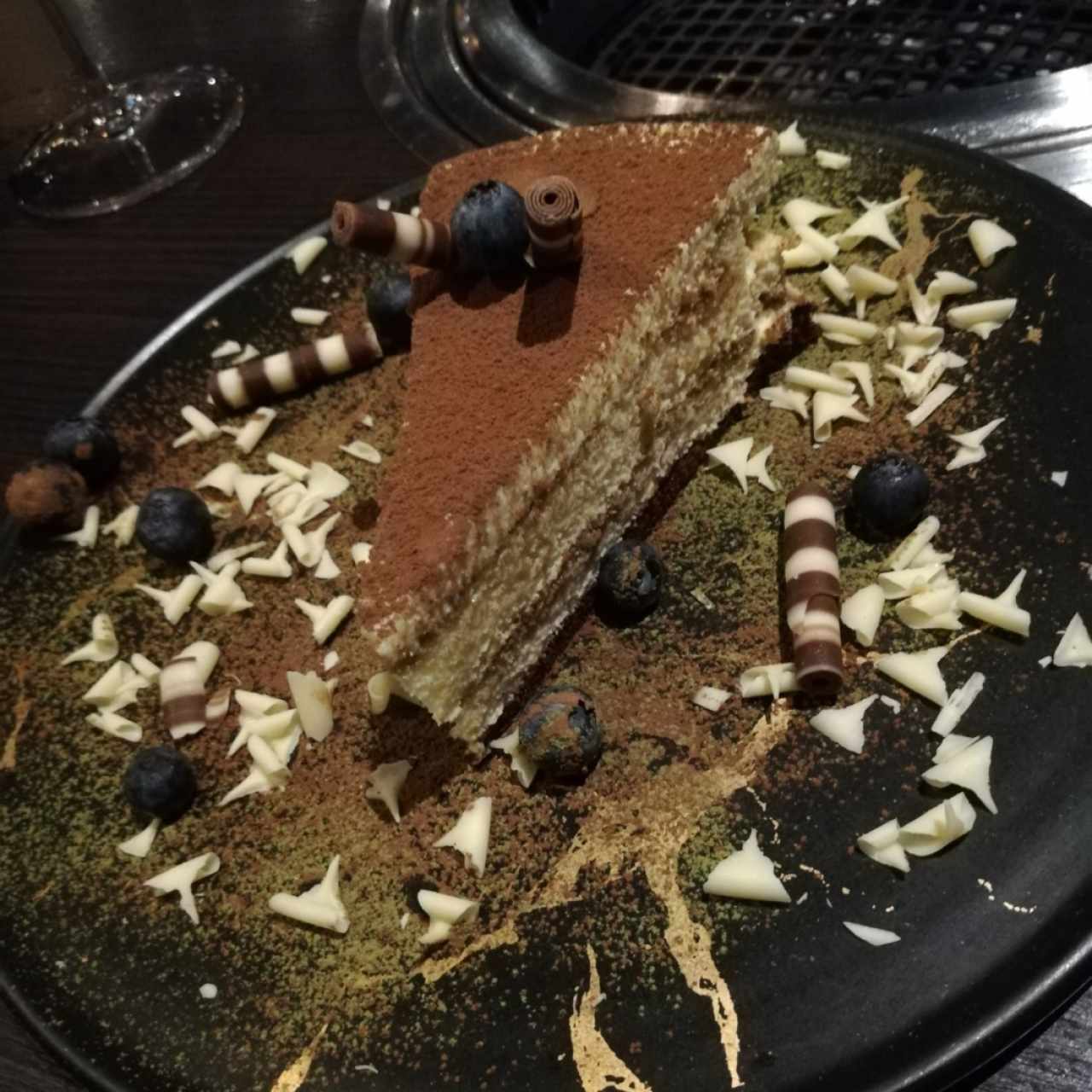 DESERTS - MAGURO TIRAMISU