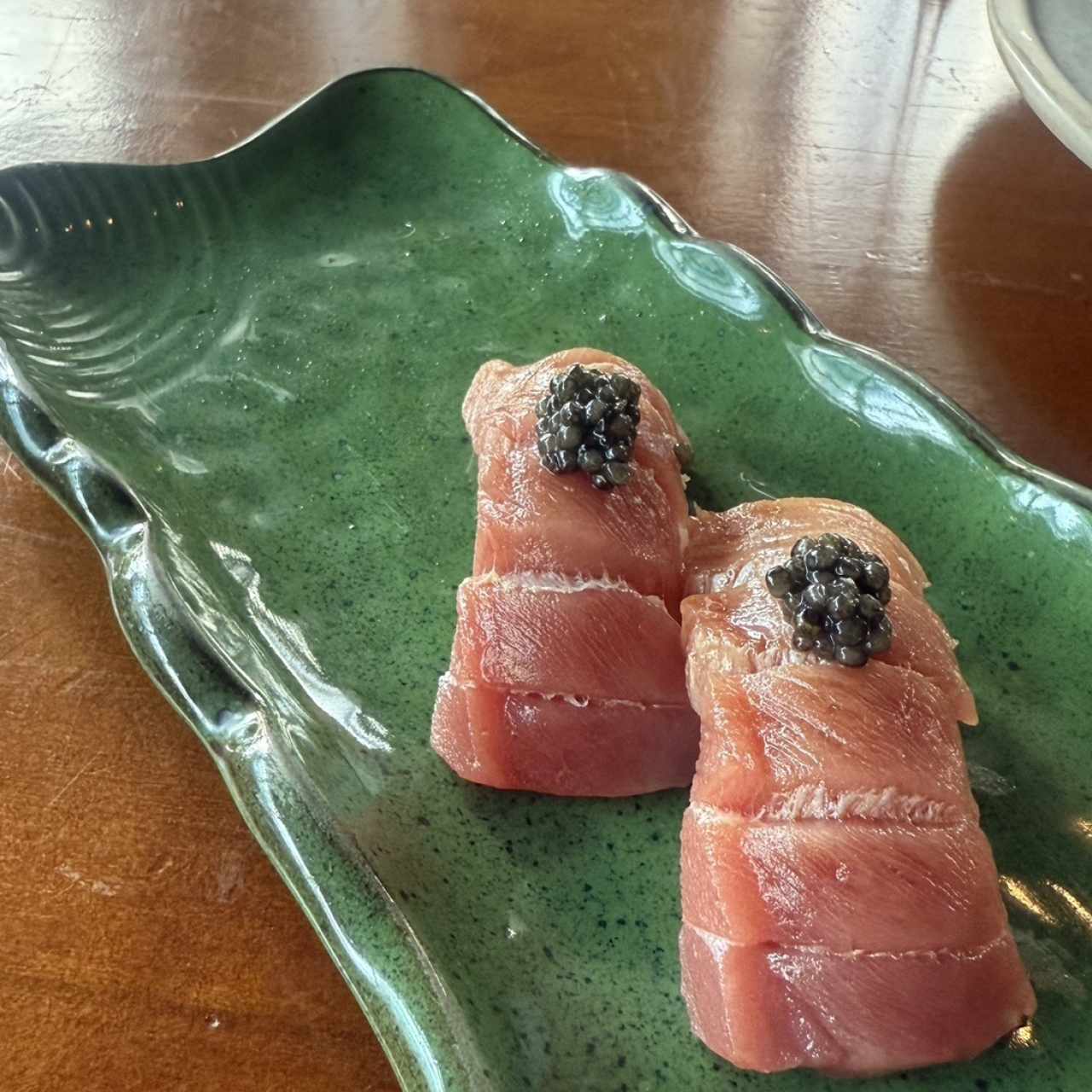 Nigiri de shu toro