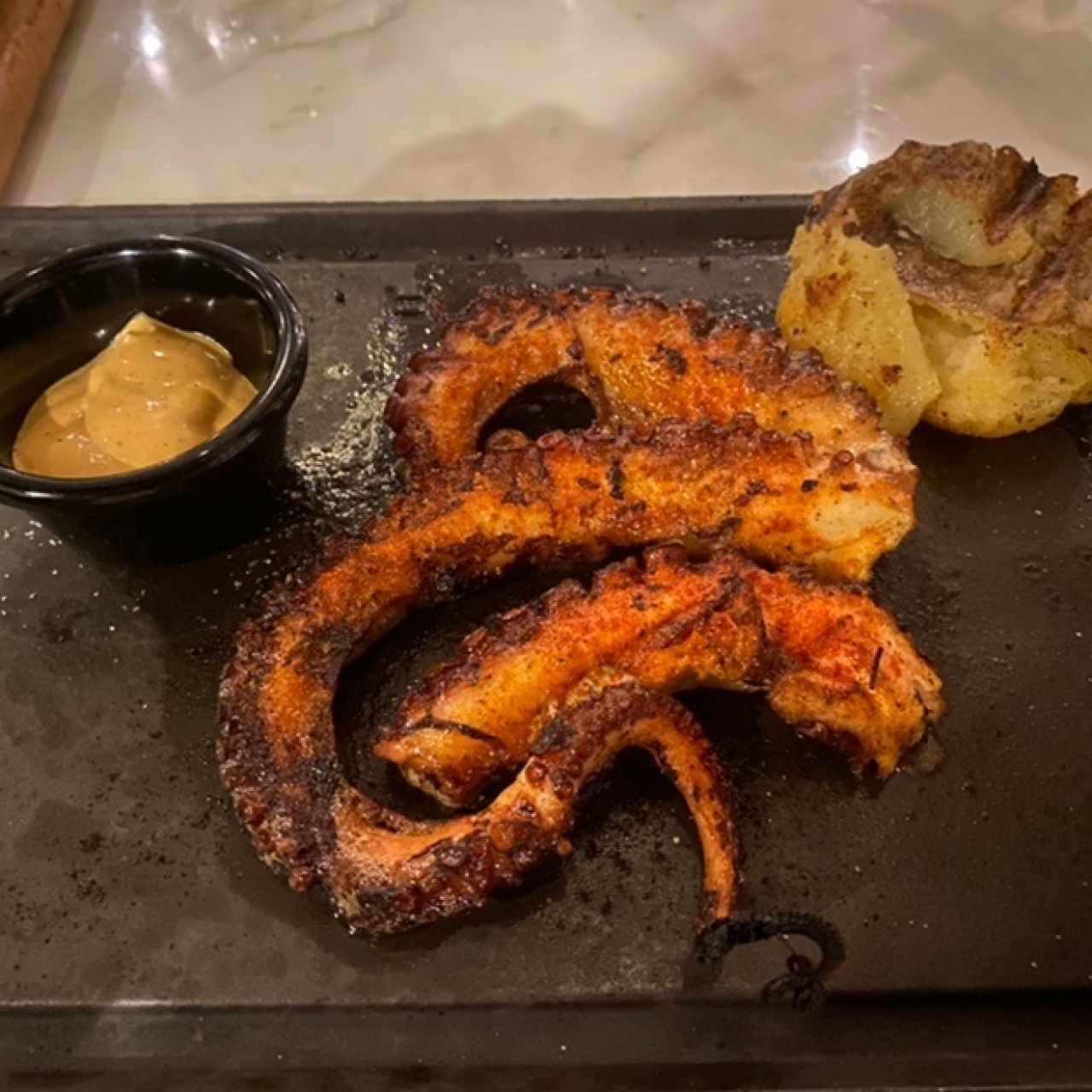 PULPO A LA BRASA