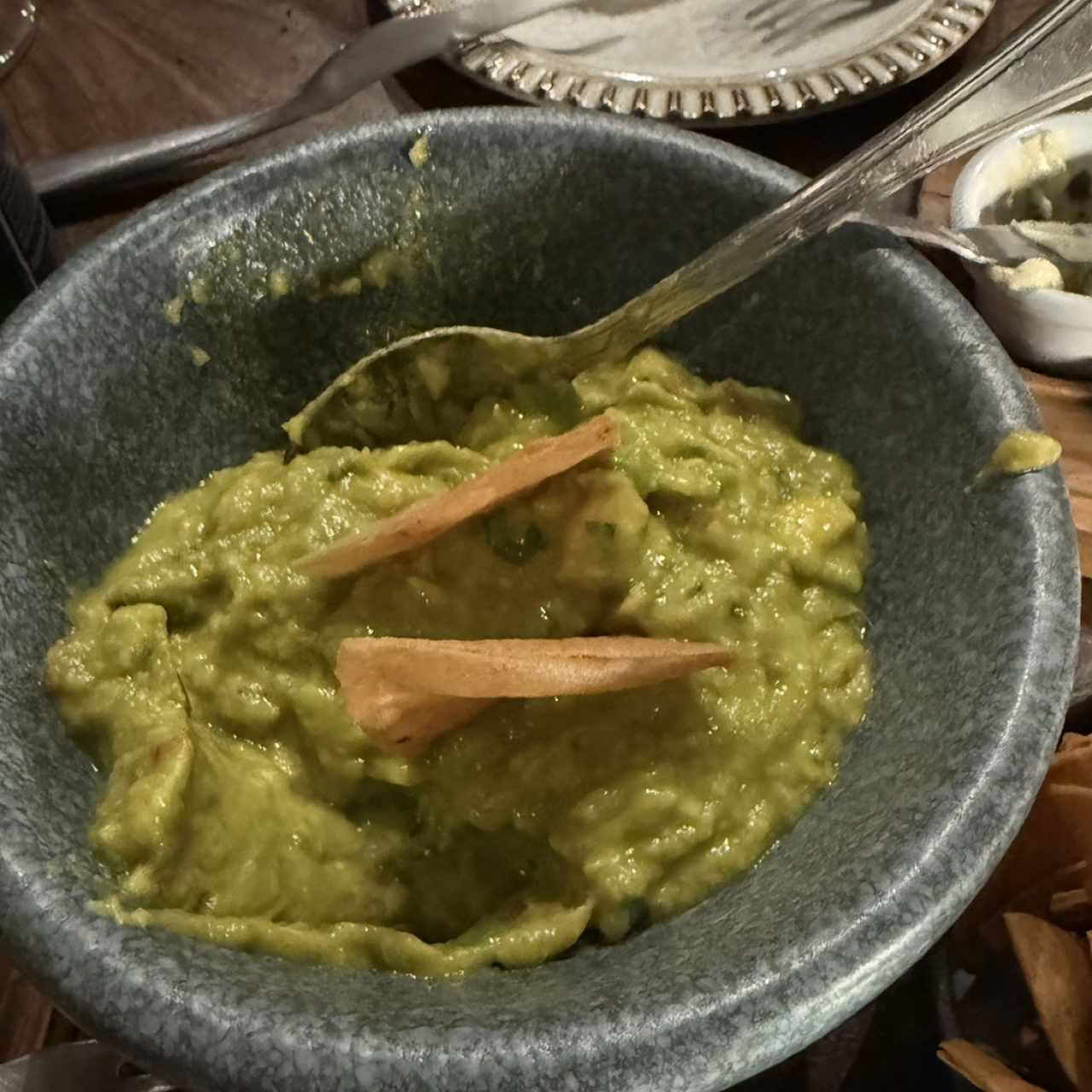 Entradas - Guacamole al Molcajete