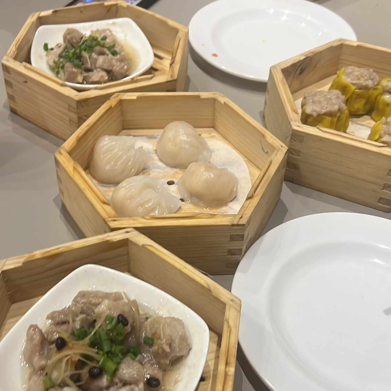 Hackao siu mai y costillitas 