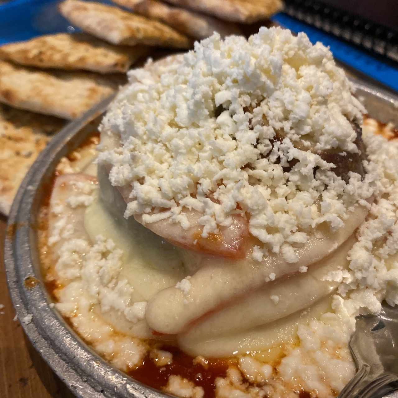 Berenjena y queso feta al horno