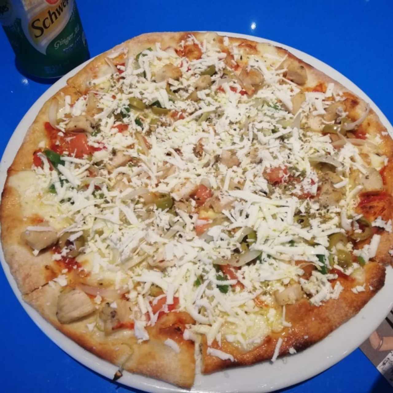 Pizza de pollo clásica