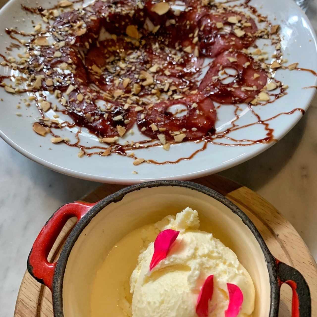 carpaccio de peras con helado