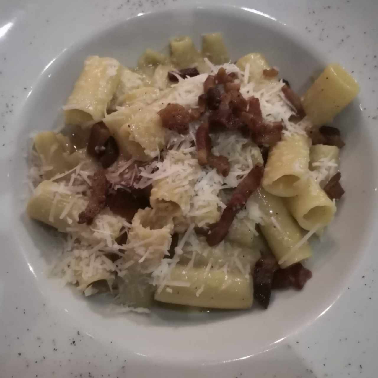 Rigatoni alla Carbonara Sbagliata