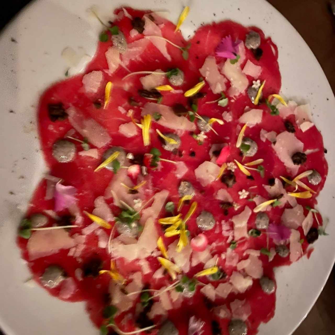 Antipasti - Carpaccio al Tartufo