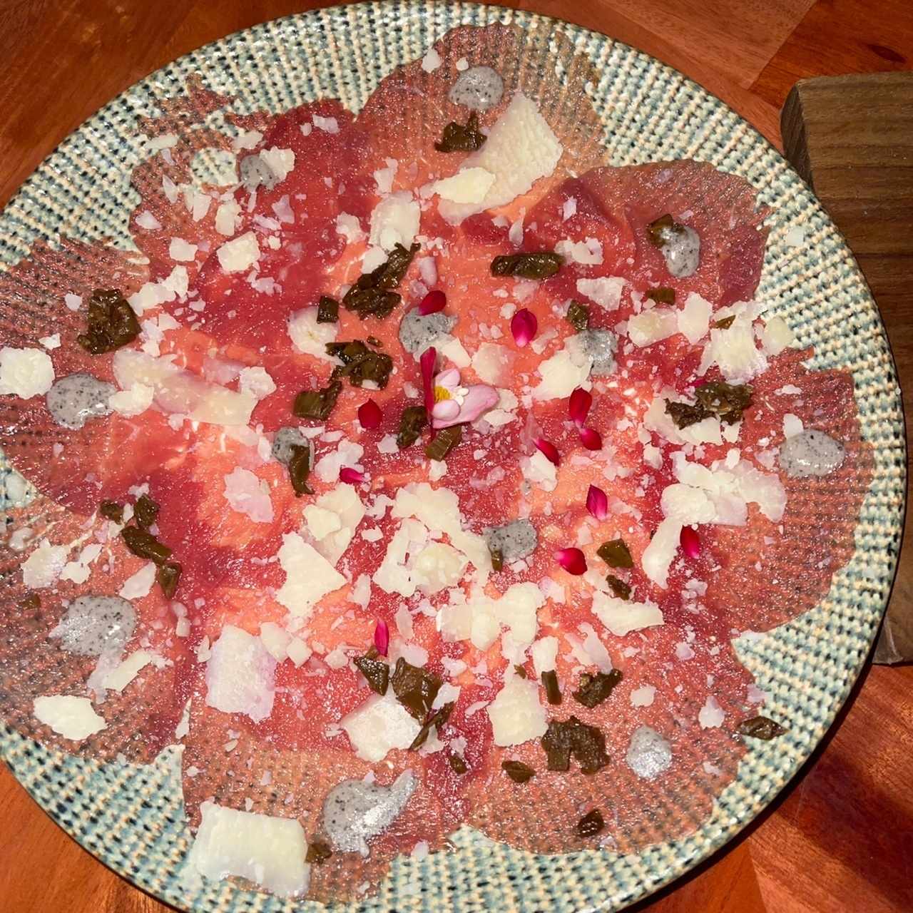 Antipasti - Carpaccio al Tartufo