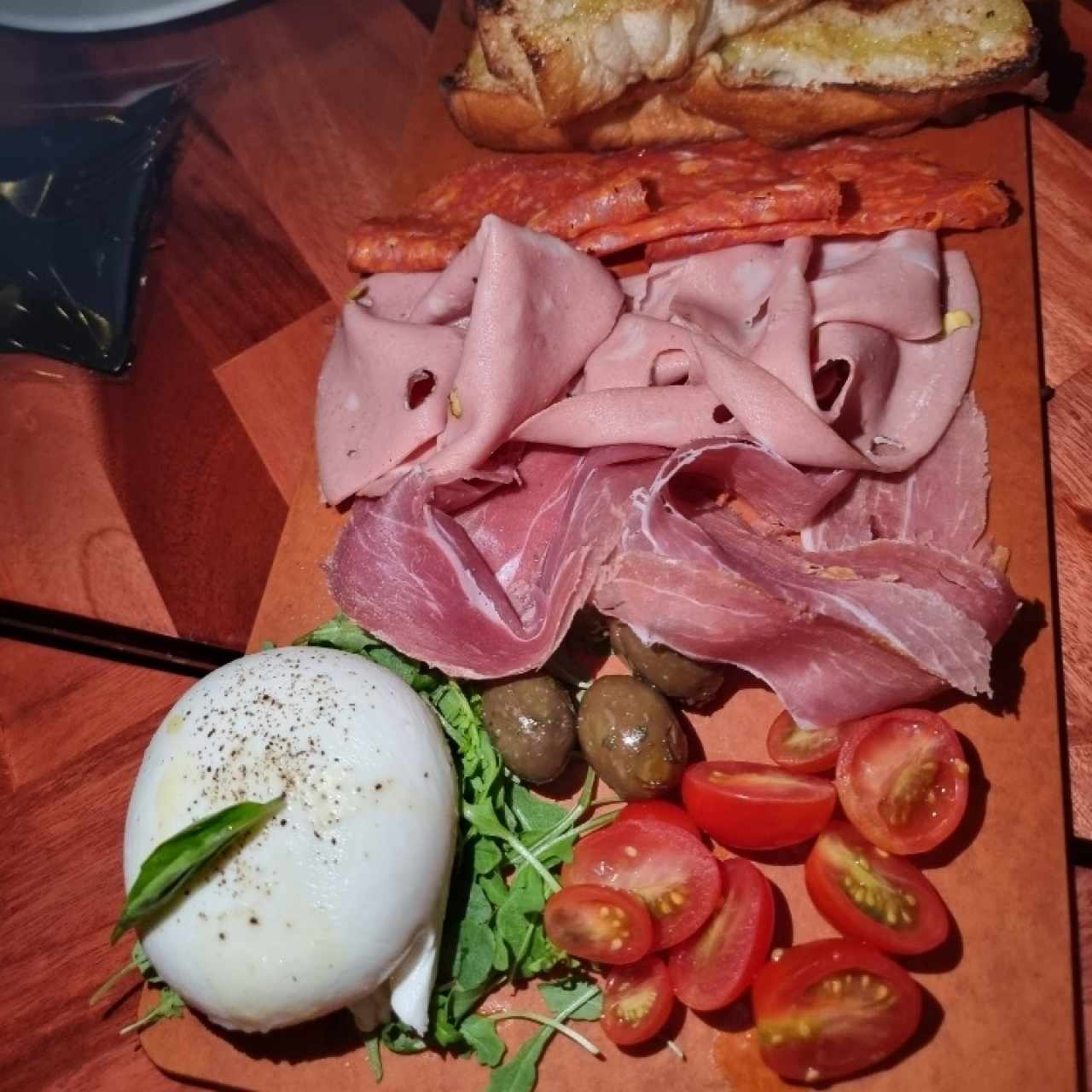 Antipasti - Burrata Antipasto Delux