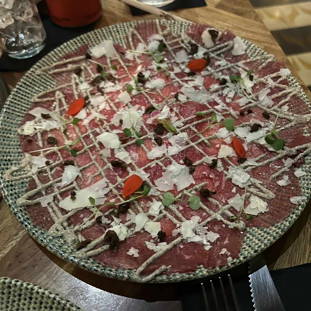 Antipasti - Carpaccio al Tartufo