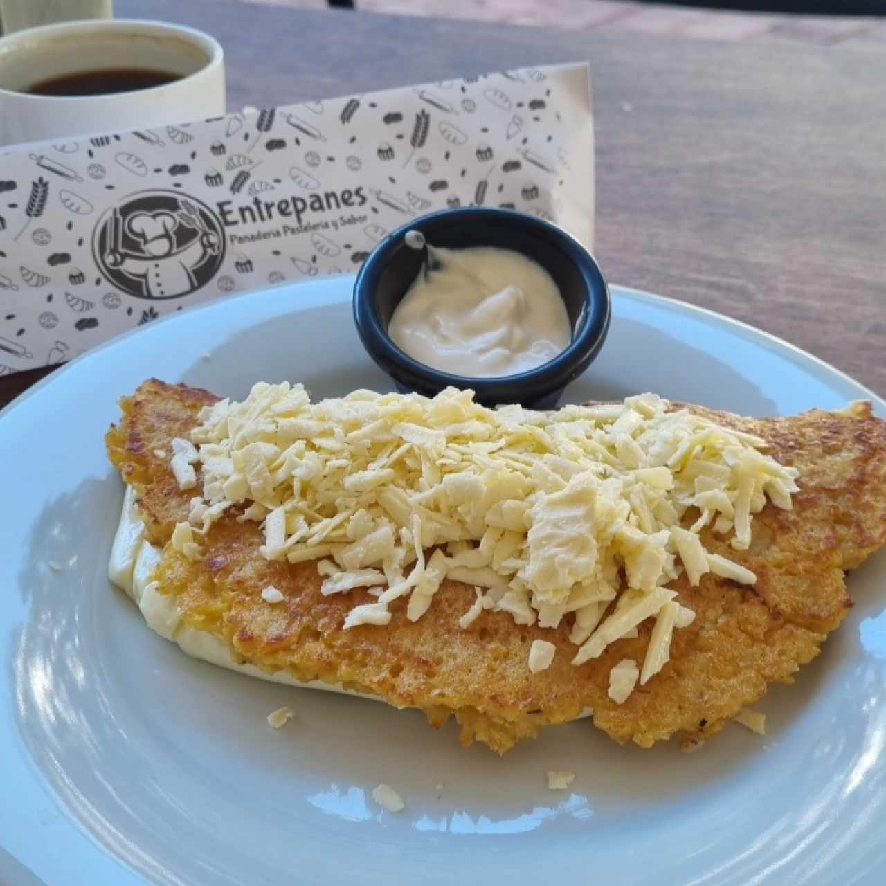 Cachapa con Queso Paisa y nata