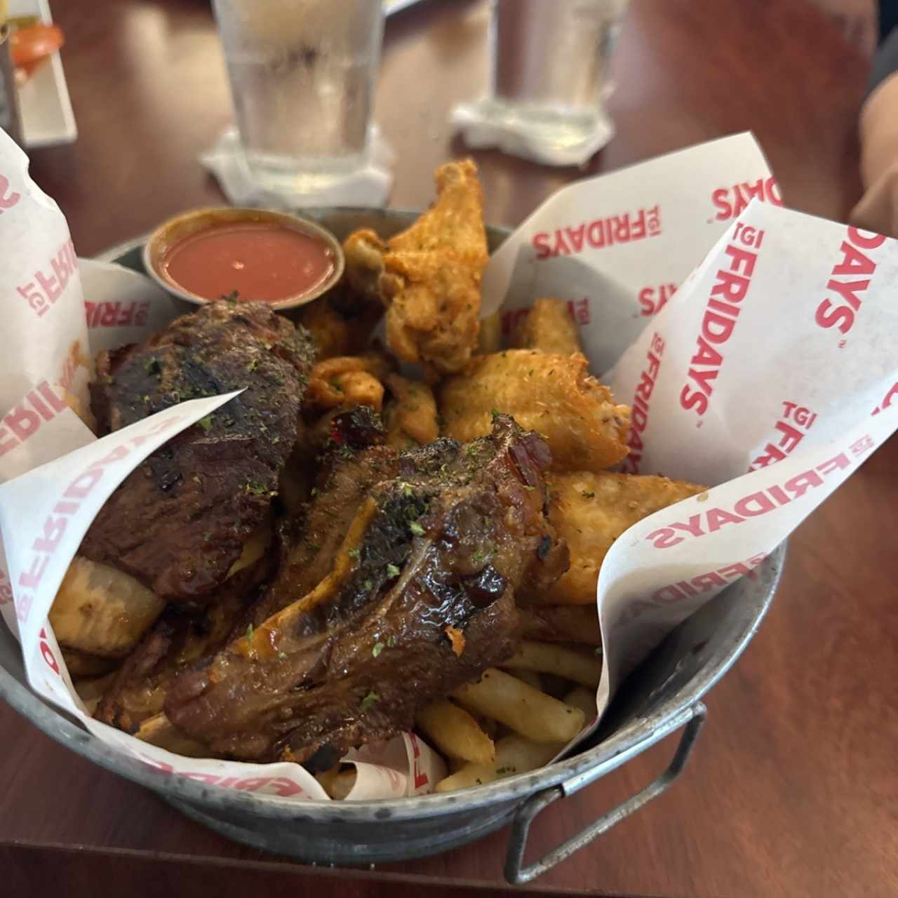 Fridays Famous - BUCKET OF BONES
