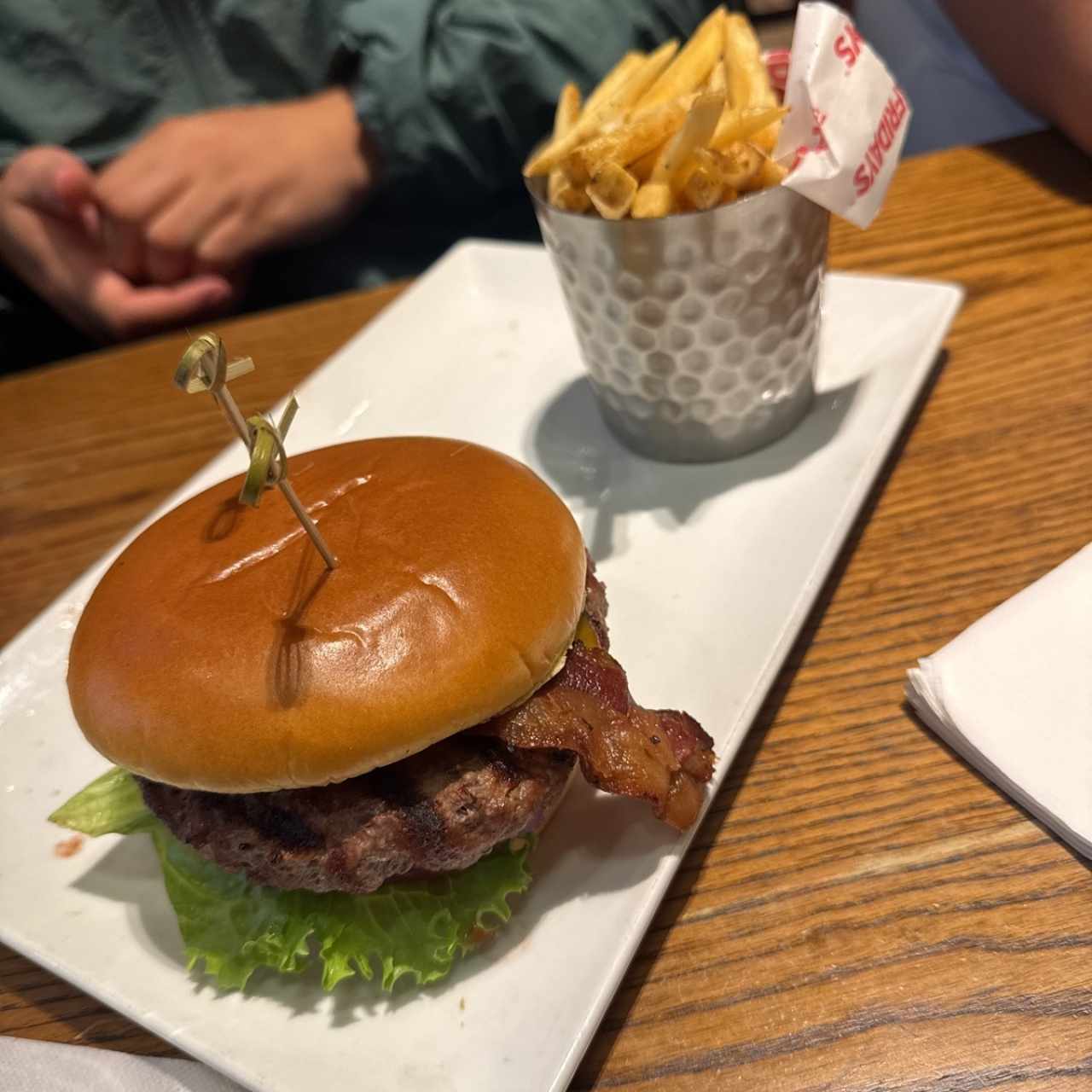 Burgers - BACON CHEESEBURGER